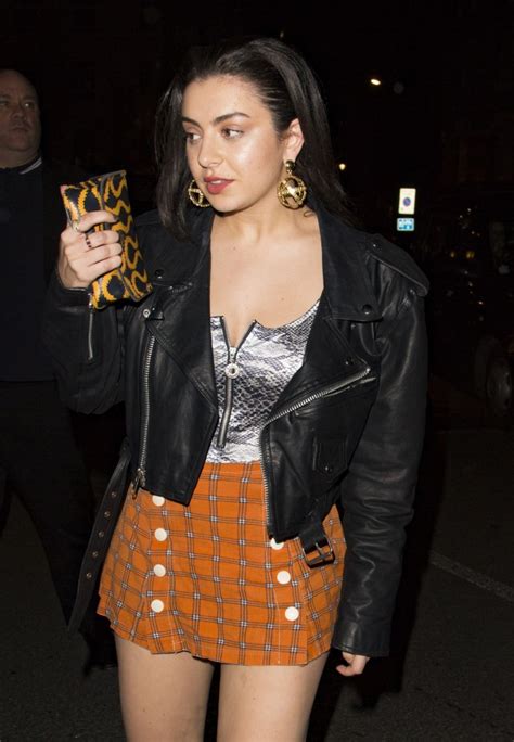 charli nudes|Charli XCX Nearly Bares It All in Variety Hitmakers Brunch。